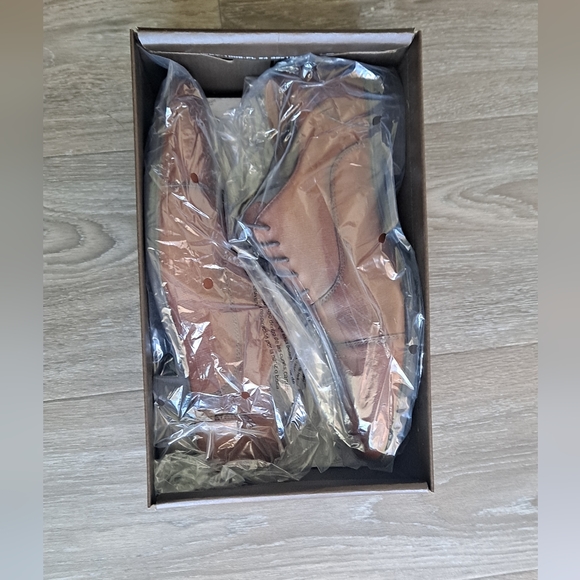 Ragusa Cap - Picture 3 of 10